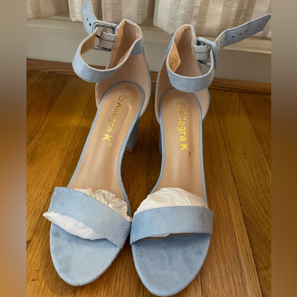 Baby blue heals